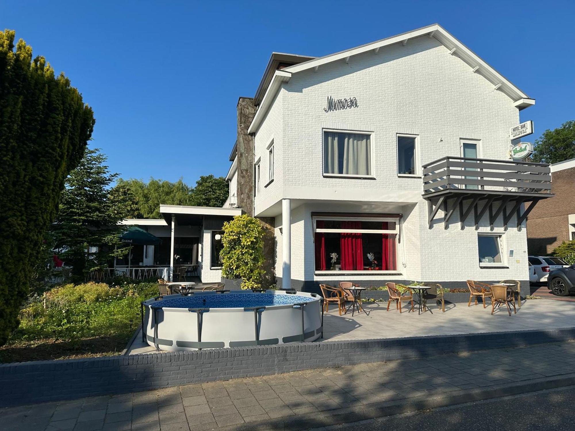 Mimosa Hotel Valkenburg aan de Geul Exterior photo